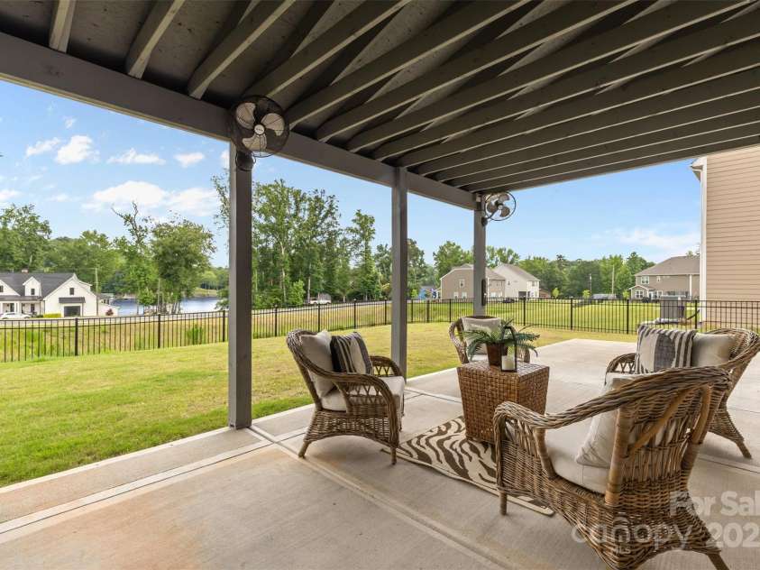 14407 Cardwell Hill Lane, Charlotte, NC 28278.  MLS# CAR4264654, YatesRealty ID 21054. 