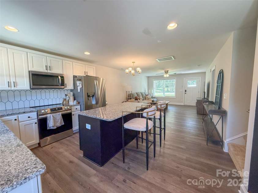 103 Springway Drive, Kannapolis, NC 28081.  MLS# CAR4271238, YatesRealty ID 21055. Kitchen