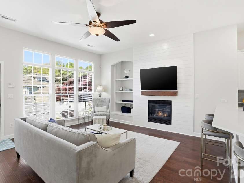17029 Carlton Way Road, Huntersville, NC 28078.  MLS# CAR4366764, YatesRealty ID 21055. 