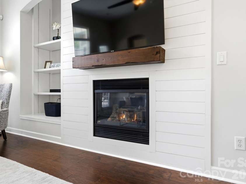 17029 Carlton Way Road, Huntersville, NC 28078.  MLS# CAR4366764, YatesRealty ID 21055. 