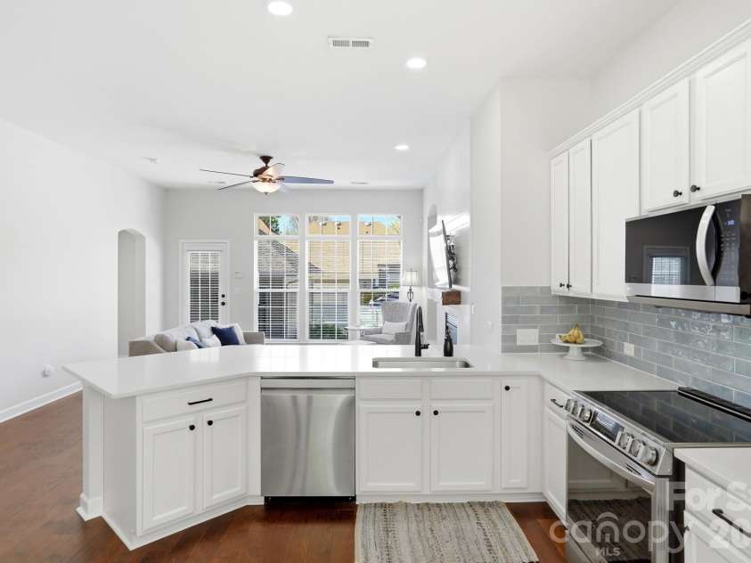 17029 Carlton Way Road, Huntersville, NC 28078.  MLS# CAR4366764, YatesRealty ID 21055. 