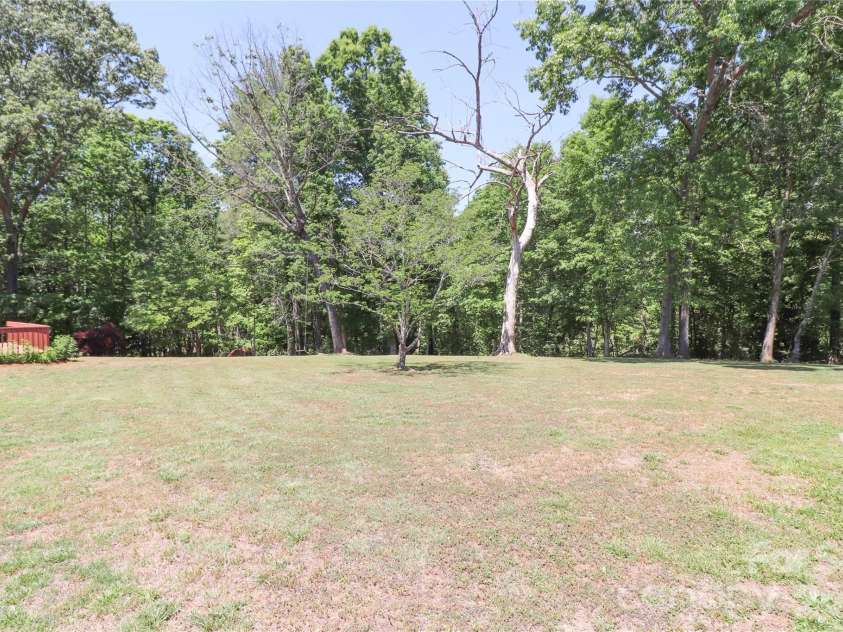 112 Forest Avenue, Valdese, NC 28690.  MLS# CAR4378000, YatesRealty ID 21057. 
