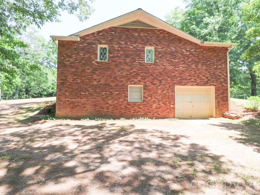 112 Forest Avenue, Valdese, NC 28690.  MLS# CAR4378000, YatesRealty ID 21057. 