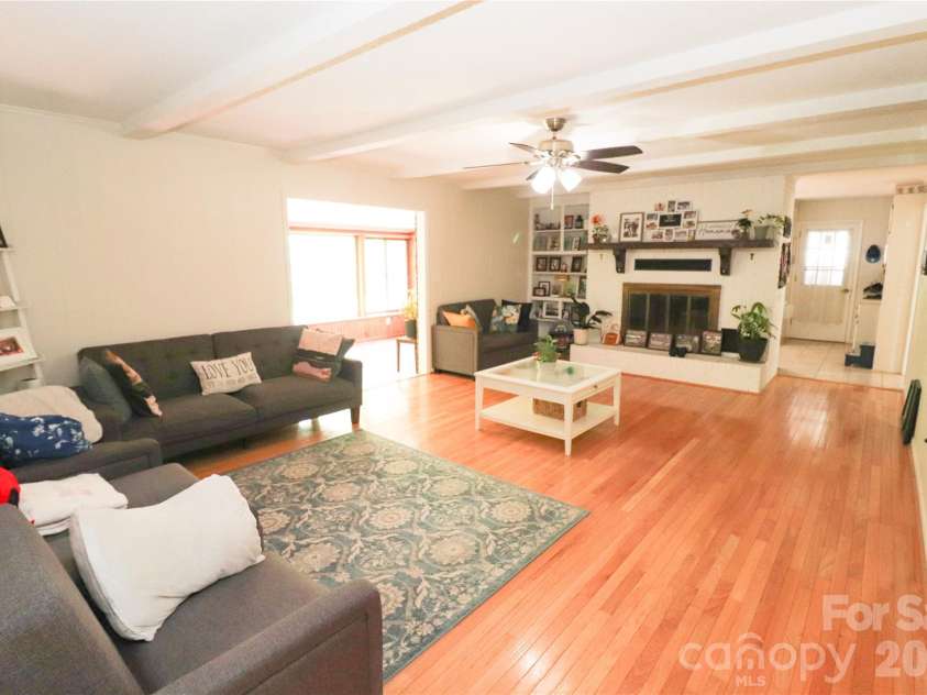 112 Forest Avenue, Valdese, NC 28690.  MLS# CAR4378000, YatesRealty ID 21057. 