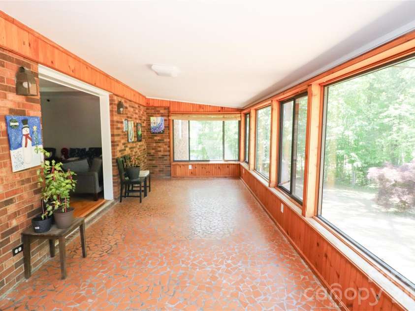 112 Forest Avenue, Valdese, NC 28690.  MLS# CAR4378000, YatesRealty ID 21057. 