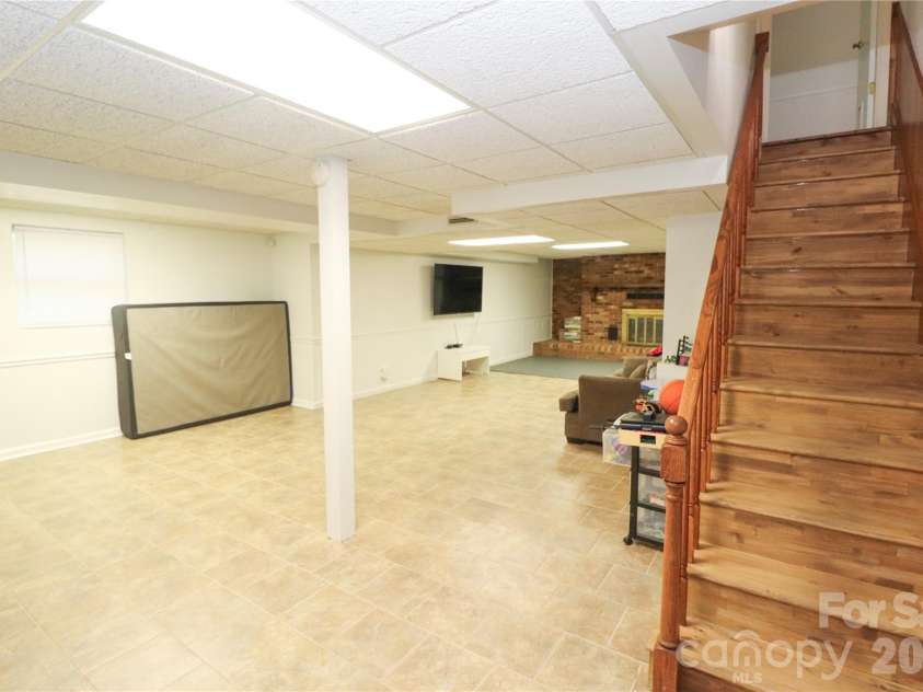 112 Forest Avenue, Valdese, NC 28690.  MLS# CAR4378000, YatesRealty ID 21057. 