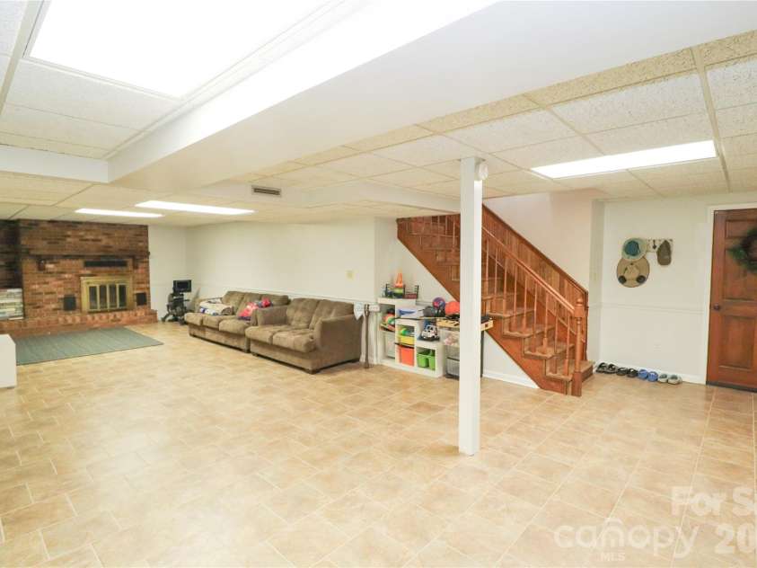 112 Forest Avenue, Valdese, NC 28690.  MLS# CAR4378000, YatesRealty ID 21057. 