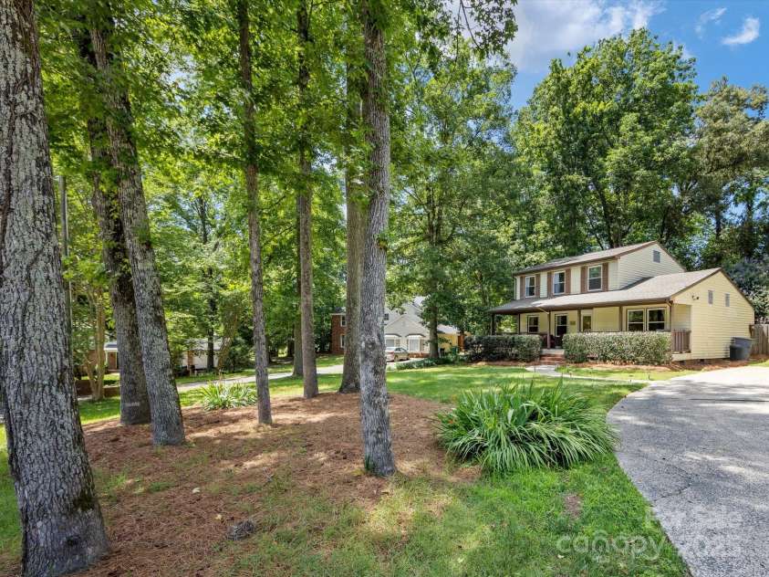 911 Munday Court, Charlotte, NC 28270.  MLS# CAR4272835, YatesRealty ID 21058. 