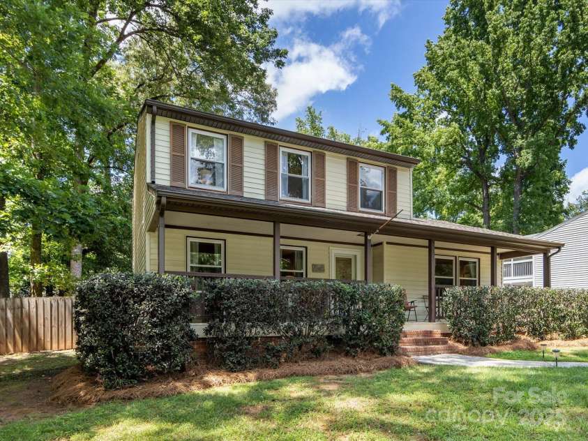 911 Munday Court, Charlotte, NC 28270.  MLS# CAR4272835, YatesRealty ID 21058. 