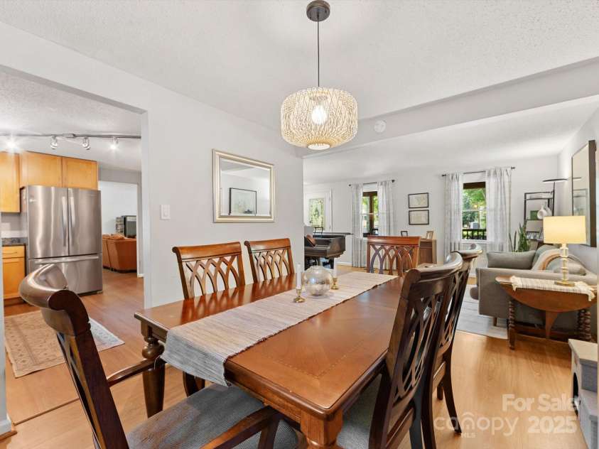 911 Munday Court, Charlotte, NC 28270.  MLS# CAR4272835, YatesRealty ID 21058. 
