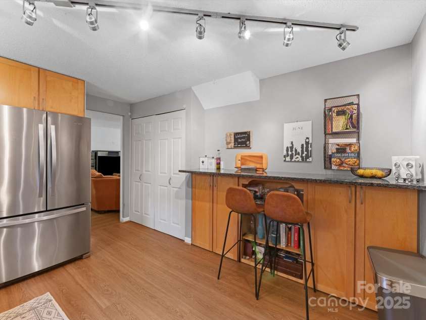 911 Munday Court, Charlotte, NC 28270.  MLS# CAR4272835, YatesRealty ID 21058. 
