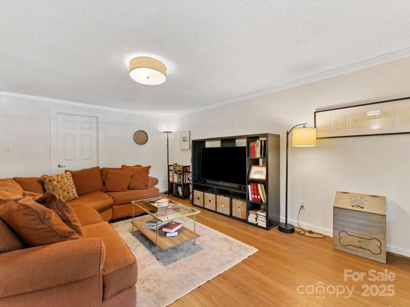 911 Munday Court, Charlotte, NC 28270.  MLS# CAR4272835, YatesRealty ID 21058. 