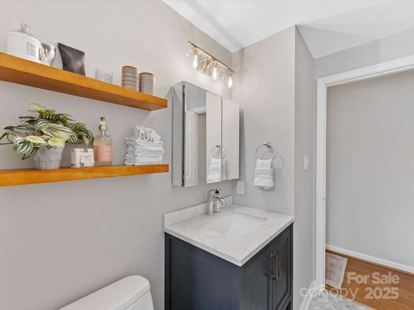 911 Munday Court, Charlotte, NC 28270.  MLS# CAR4272835, YatesRealty ID 21058. 