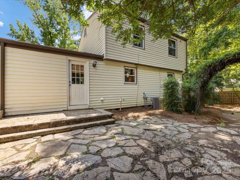 911 Munday Court, Charlotte, NC 28270.  MLS# CAR4272835, YatesRealty ID 21058. 