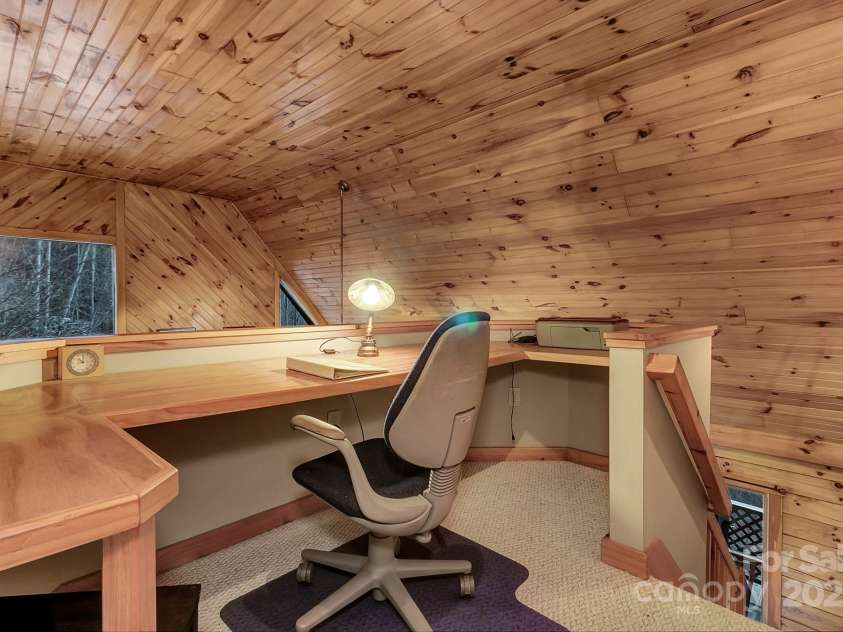 135 Pretty Ridge Road, Maggie Valley, NC 28751.  MLS# CAR4215766, YatesRealty ID 2106. 