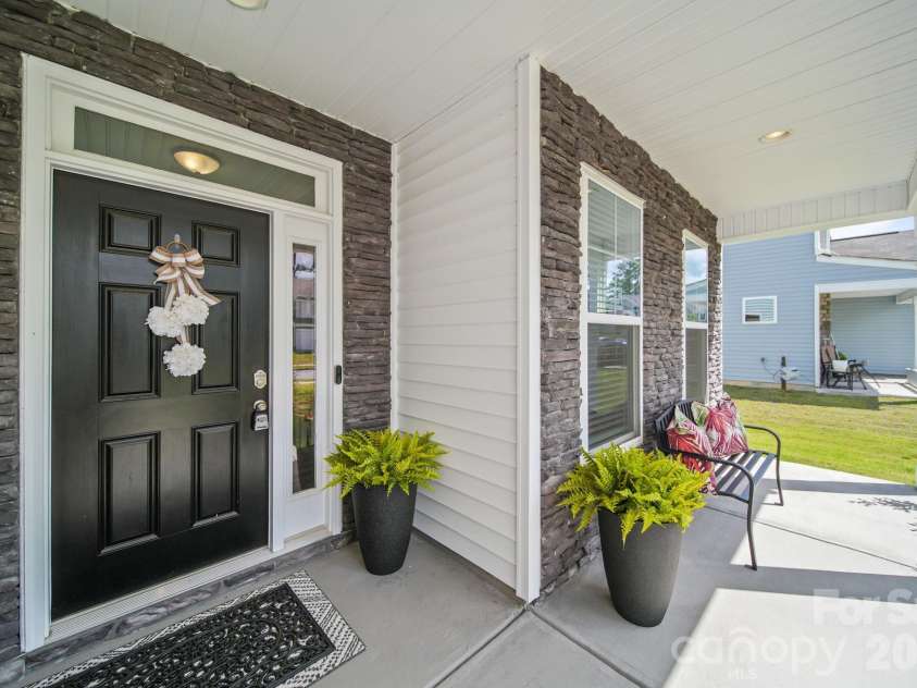 2361 Windley Drive, Gastonia, NC 28054.  MLS# CAR4397926, YatesRealty ID 21060. 