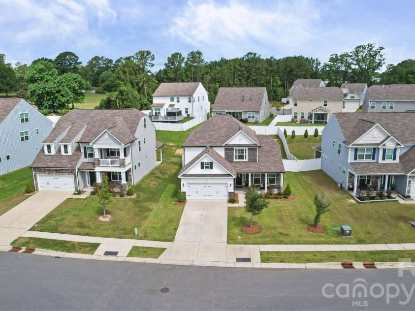 2361 Windley Drive, Gastonia, NC 28054.  MLS# CAR4397926, YatesRealty ID 21060. 