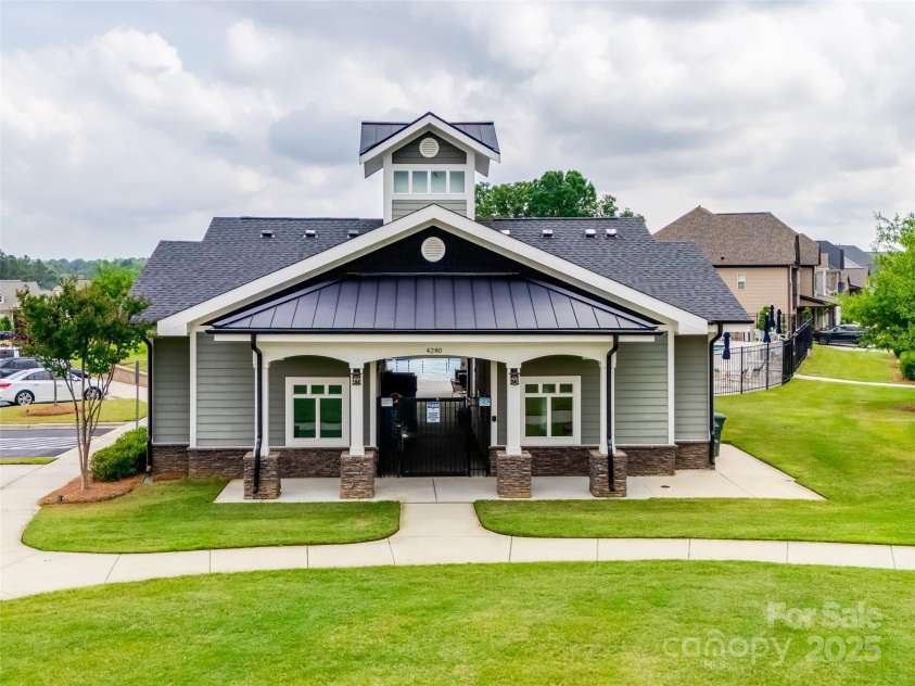 4511 Hunton Dale Road, Concord, NC 28027.  MLS# CAR4267913, YatesRealty ID 21060. 