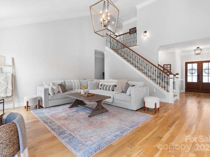 3622 46th Avenue, Hickory, NC 28601.  MLS# CAR4268935, YatesRealty ID 21065. Great Room