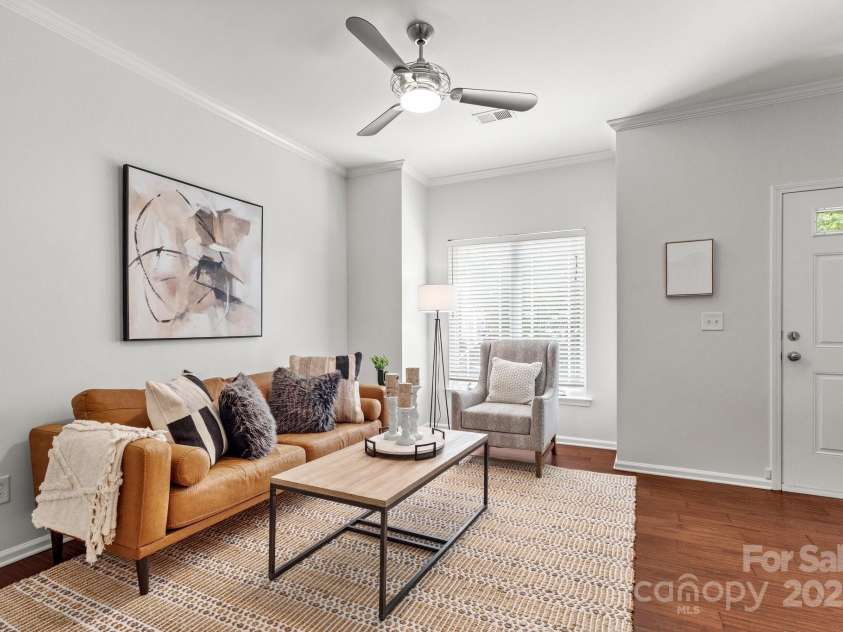 1125 Kurt Court, Charlotte, NC 28209.  MLS# CAR4271144, YatesRealty ID 21066. 