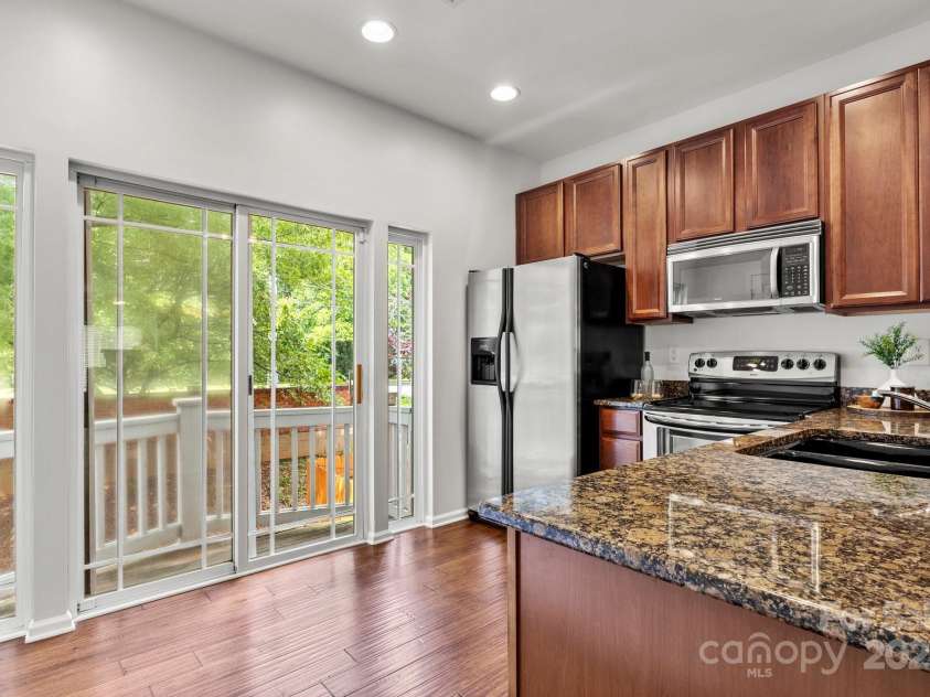 1125 Kurt Court, Charlotte, NC 28209.  MLS# CAR4271144, YatesRealty ID 21066. 