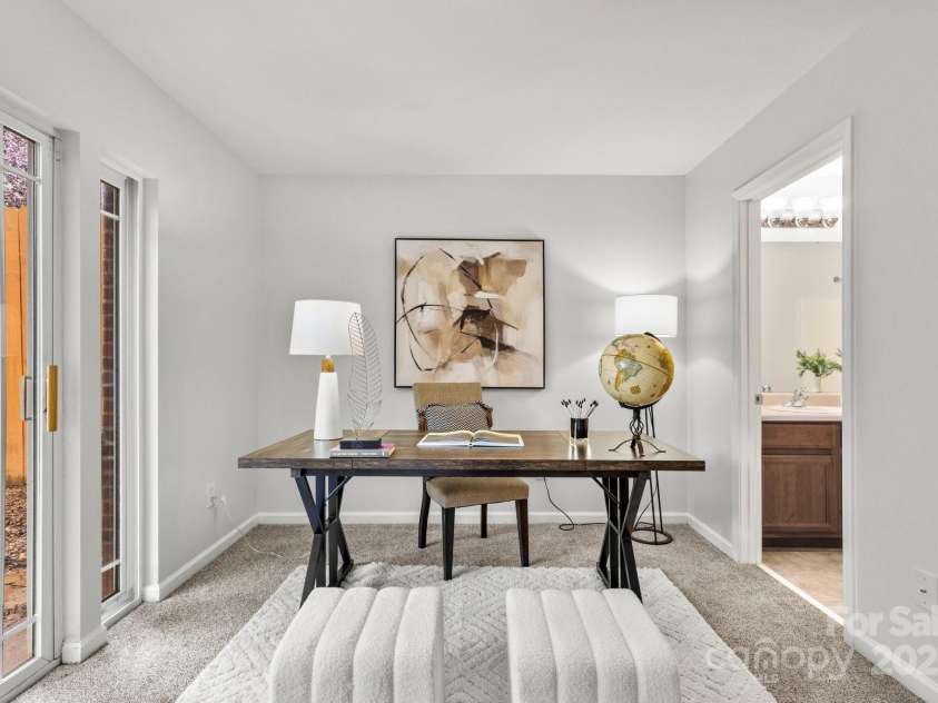 1125 Kurt Court, Charlotte, NC 28209.  MLS# CAR4271144, YatesRealty ID 21066. 