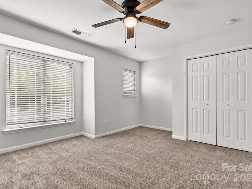 1125 Kurt Court, Charlotte, NC 28209.  MLS# CAR4271144, YatesRealty ID 21066. 