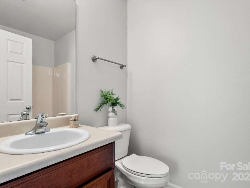 1125 Kurt Court, Charlotte, NC 28209.  MLS# CAR4271144, YatesRealty ID 21066. 