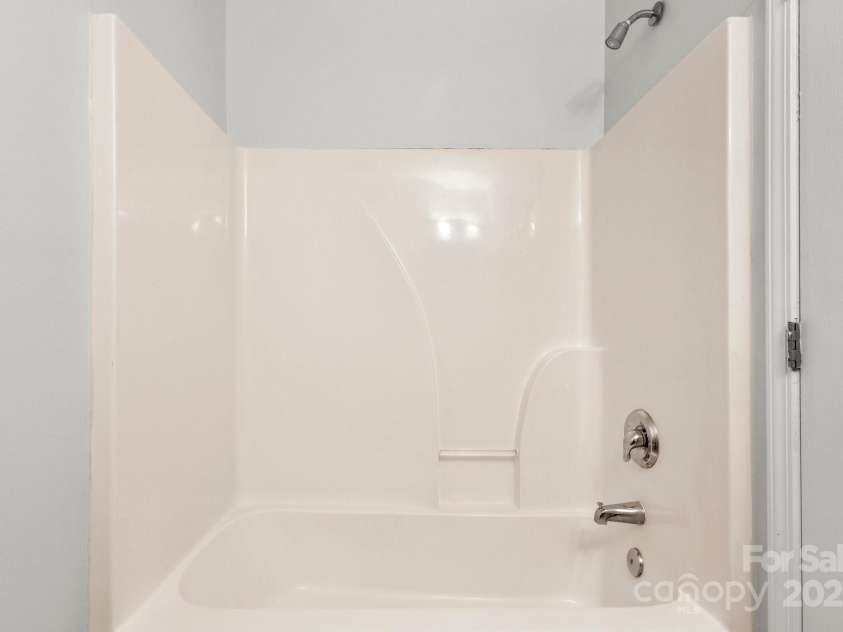 1125 Kurt Court, Charlotte, NC 28209.  MLS# CAR4271144, YatesRealty ID 21066. 