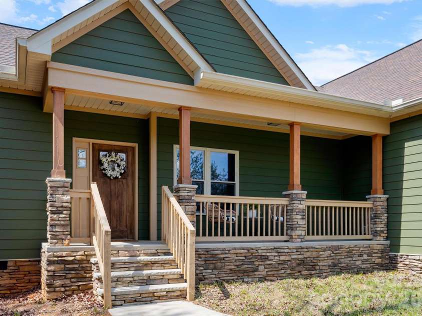 12057 Mariners Cove Court, Lancaster, SC 29720.  MLS# CAR4359140, YatesRealty ID 21066. 