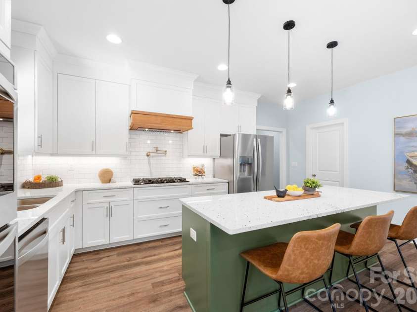 12057 Mariners Cove Court, Lancaster, SC 29720.  MLS# CAR4359140, YatesRealty ID 21066. Spacious kitchen 