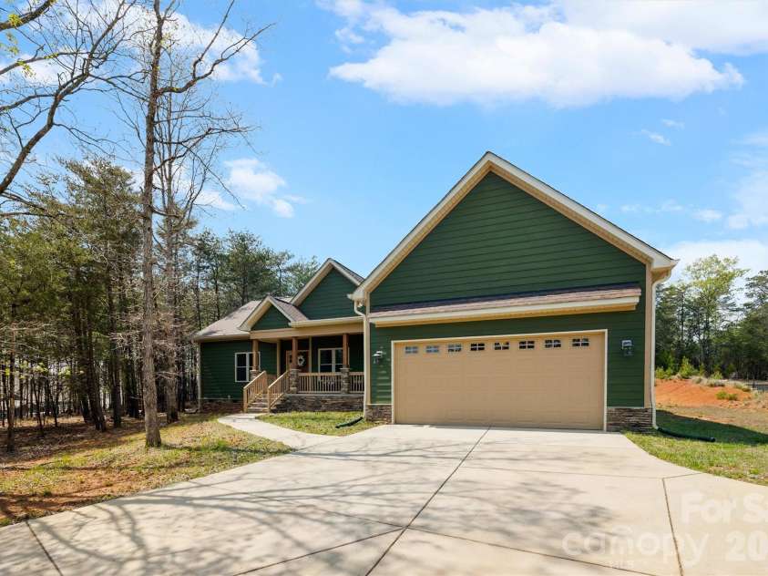 12057 Mariners Cove Court, Lancaster, SC 29720.  MLS# CAR4359140, YatesRealty ID 21066. Welcome home!