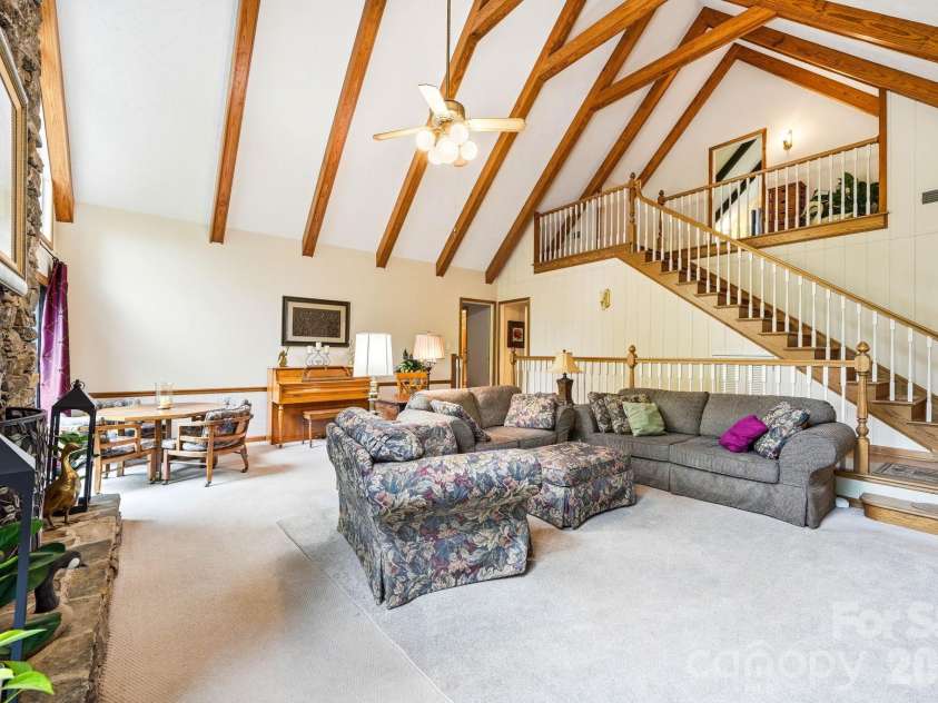 260 Tranquility Place, Hendersonville, NC 28739.  MLS# CAR4374349, YatesRealty ID 21068. 