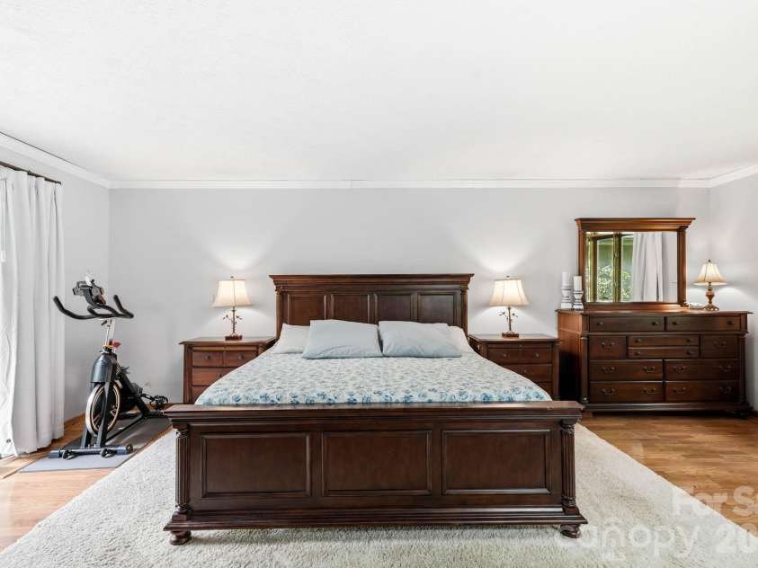 260 Tranquility Place, Hendersonville, NC 28739.  MLS# CAR4374349, YatesRealty ID 21068. 
