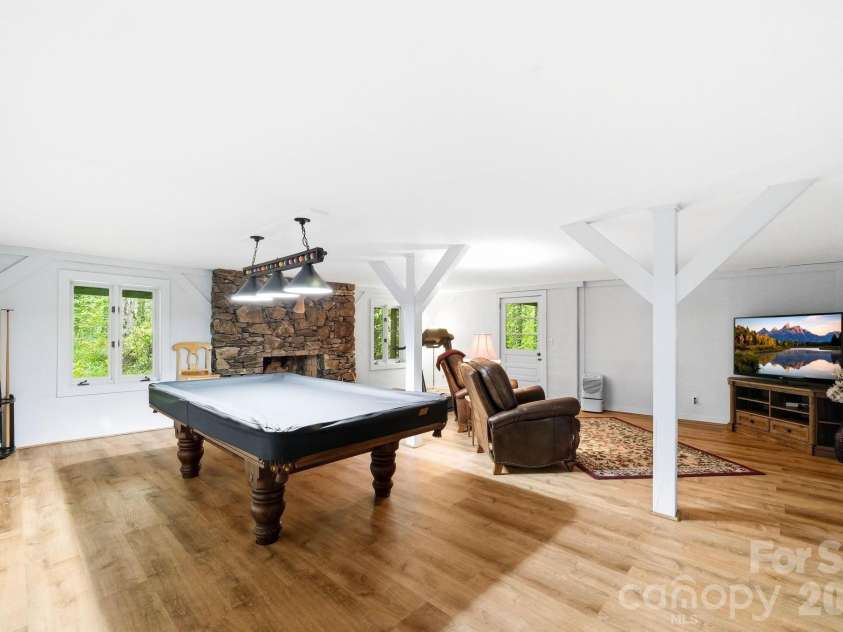 260 Tranquility Place, Hendersonville, NC 28739.  MLS# CAR4374349, YatesRealty ID 21068. 