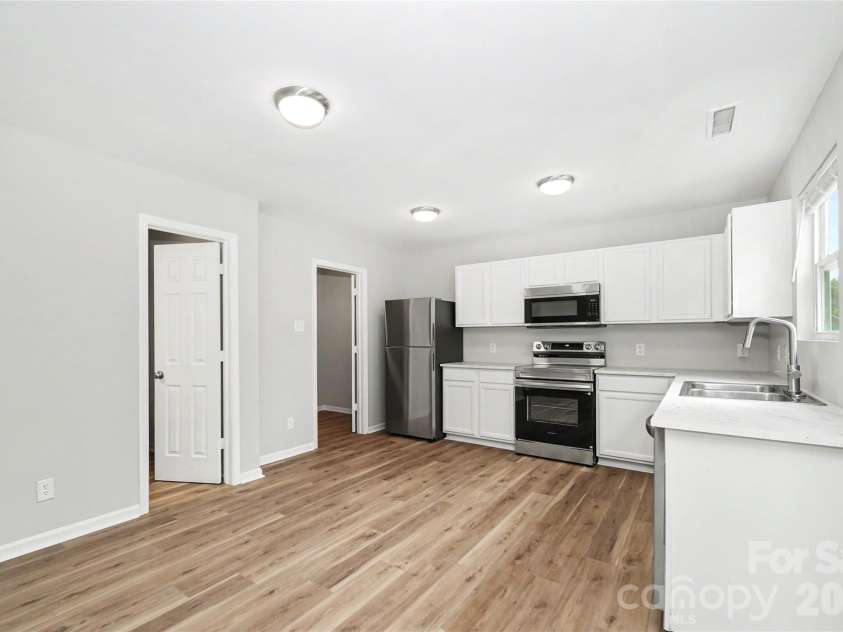 3361 Table Rock Drive, Gastonia, NC 28052.  MLS# CAR4379220, YatesRealty ID 21069. 
