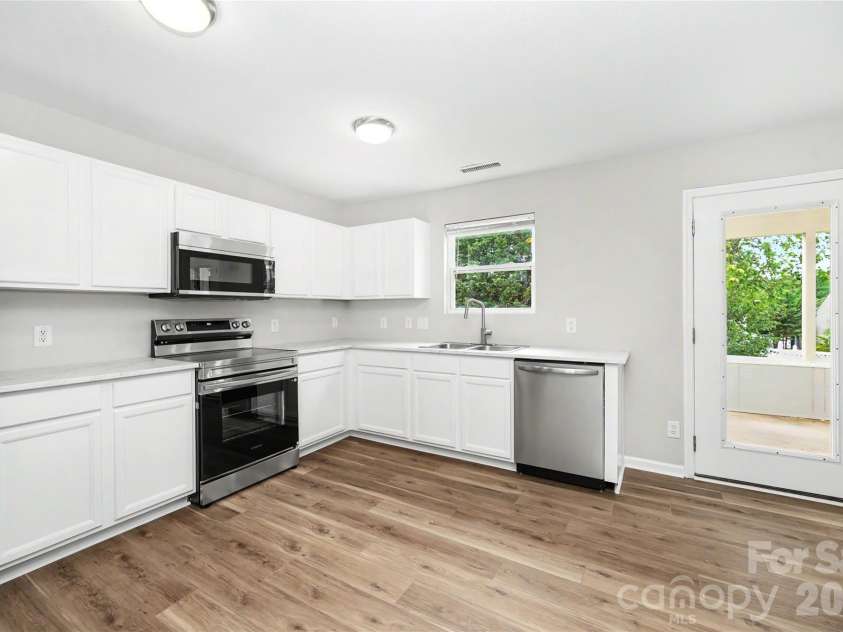 3361 Table Rock Drive, Gastonia, NC 28052.  MLS# CAR4379220, YatesRealty ID 21069. 