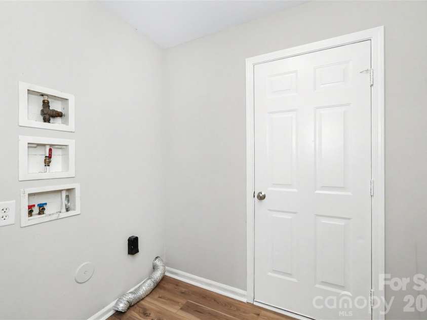 3361 Table Rock Drive, Gastonia, NC 28052.  MLS# CAR4379220, YatesRealty ID 21069. 