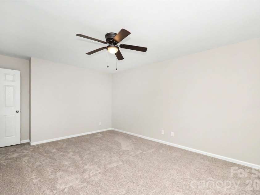 3361 Table Rock Drive, Gastonia, NC 28052.  MLS# CAR4379220, YatesRealty ID 21069. 