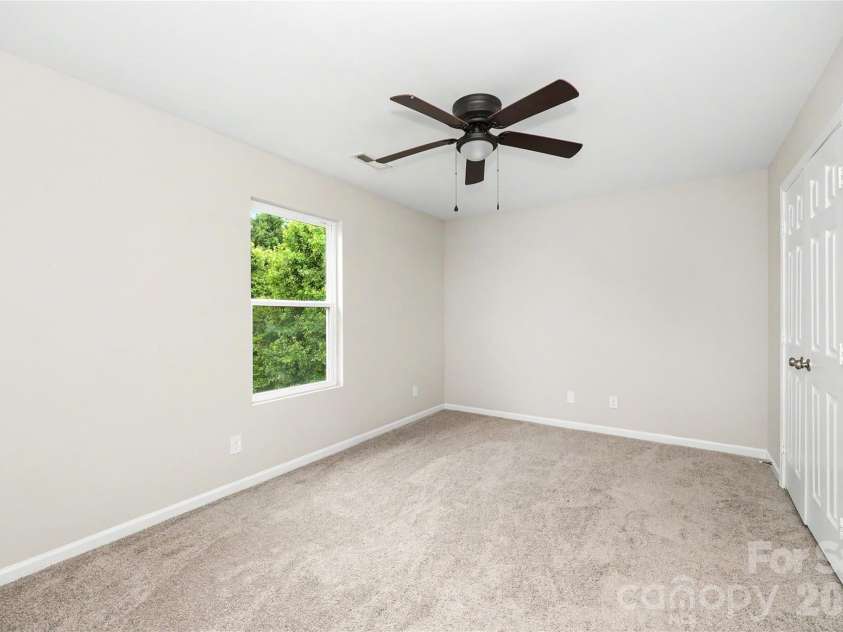 3361 Table Rock Drive, Gastonia, NC 28052.  MLS# CAR4379220, YatesRealty ID 21069. 