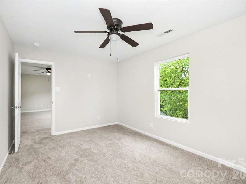 3361 Table Rock Drive, Gastonia, NC 28052.  MLS# CAR4379220, YatesRealty ID 21069. 