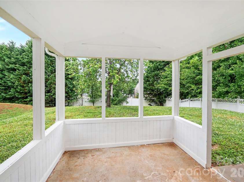 3361 Table Rock Drive, Gastonia, NC 28052.  MLS# CAR4379220, YatesRealty ID 21069. 