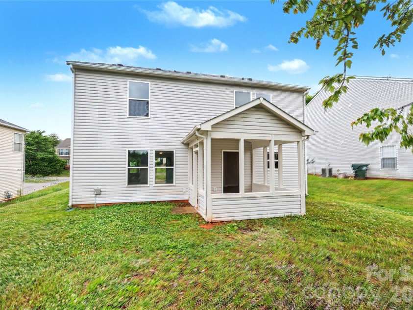 3361 Table Rock Drive, Gastonia, NC 28052.  MLS# CAR4379220, YatesRealty ID 21069. 