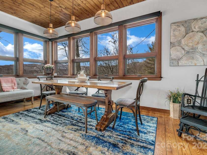 346 Lucky Lane, Clyde, NC 28721.  MLS# CAR4215764, YatesRealty ID 2107. 