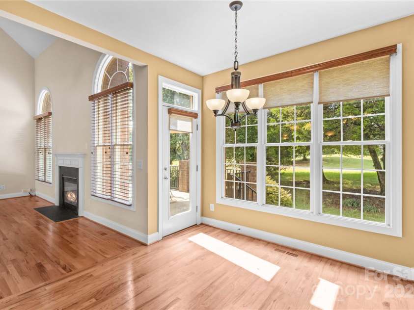 501 Muirfield Way, Salisbury, NC 28144.  MLS# CAR4291542, YatesRealty ID 2107. Breakfast and access to back patio