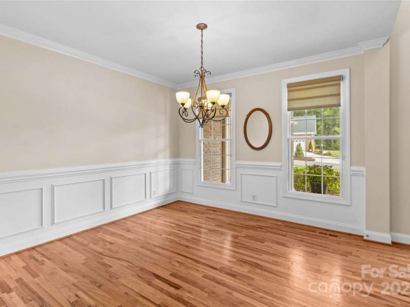 501 Muirfield Way, Salisbury, NC 28144.  MLS# CAR4291542, YatesRealty ID 2107. Dining room