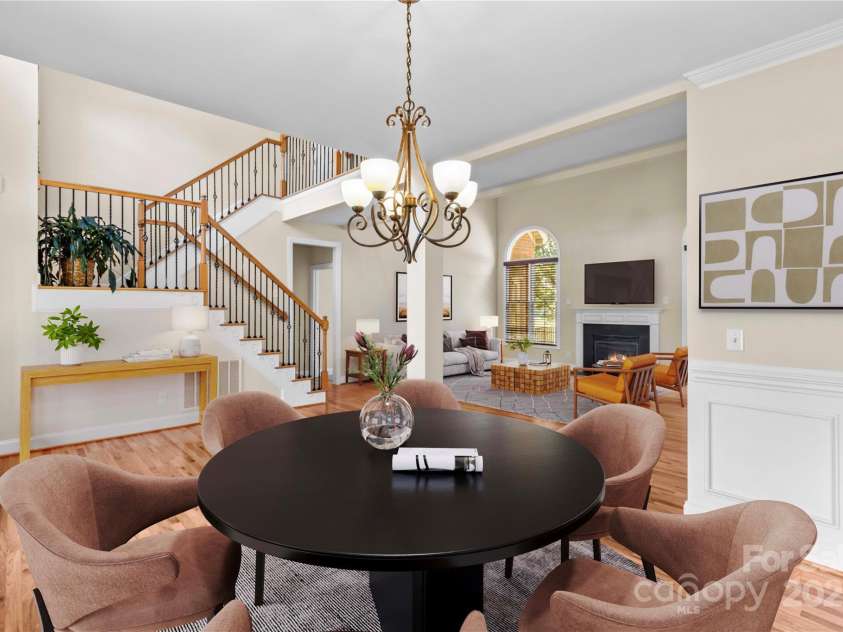 501 Muirfield Way, Salisbury, NC 28144.  MLS# CAR4291542, YatesRealty ID 2107. VS-Dining room