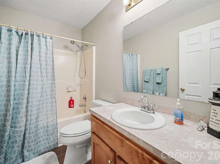 1401 Gordon Road, Rock Hill, SC 29732.  MLS# CAR4376729, YatesRealty ID 21070. 