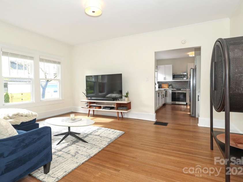 2146 5th Street, Charlotte, NC 28204.  MLS# CAR4230780, YatesRealty ID 21072. 