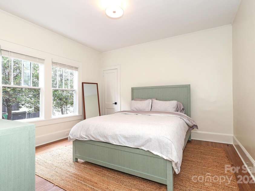 2146 5th Street, Charlotte, NC 28204.  MLS# CAR4230780, YatesRealty ID 21072. 